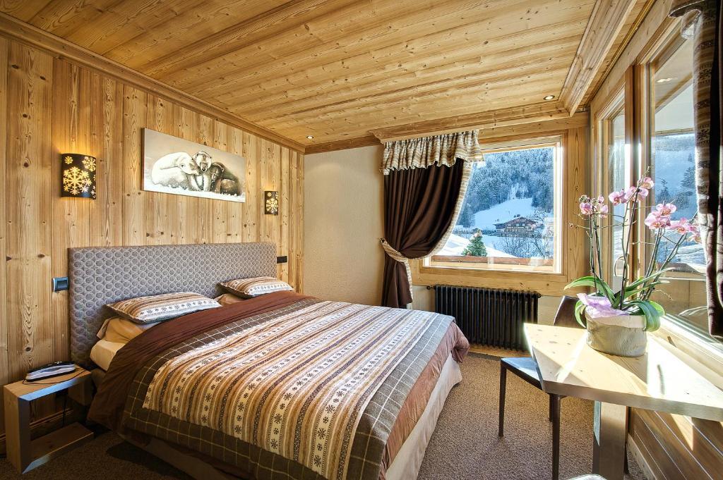 Hotel-Chalet Les Ecureuils Restaurant, Piscine, Garage Le Grand-Bornand Cameră foto